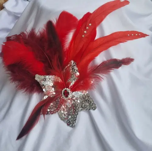 Adereço de Carnaval - Flor de Paetê Plumas