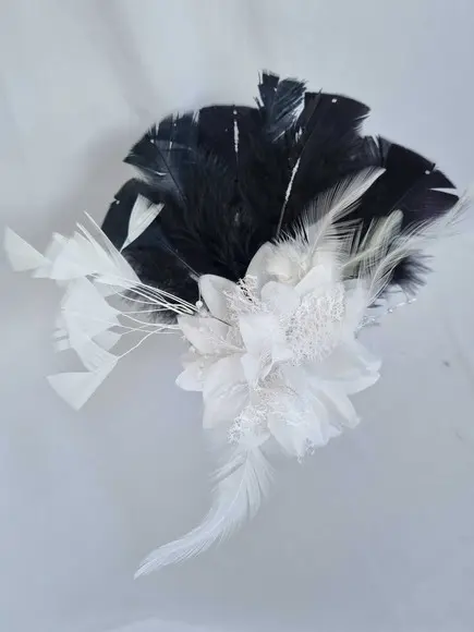 Tiara de Carnaval - Flor e Plumas