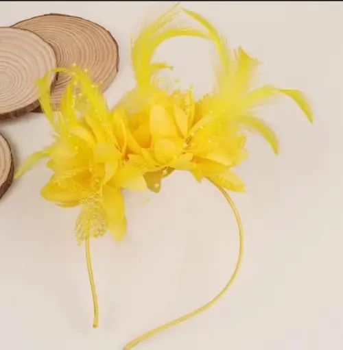 Tiaras para o Carnaval - Flores e Plumas Amarelo