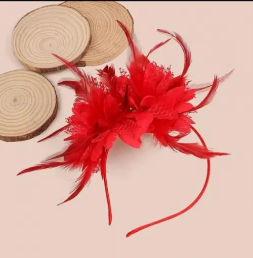 Tiaras para o Carnaval - Flores e Plumas Vermelha
