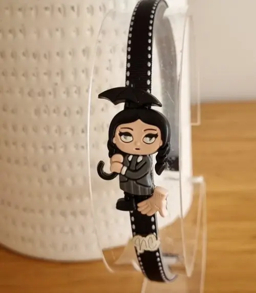 Wandinha -tiara, Kit Bico de Pato ou Elástico com Laço