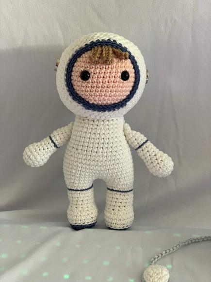 Boneco Astronauta e Foguete Amigurumi