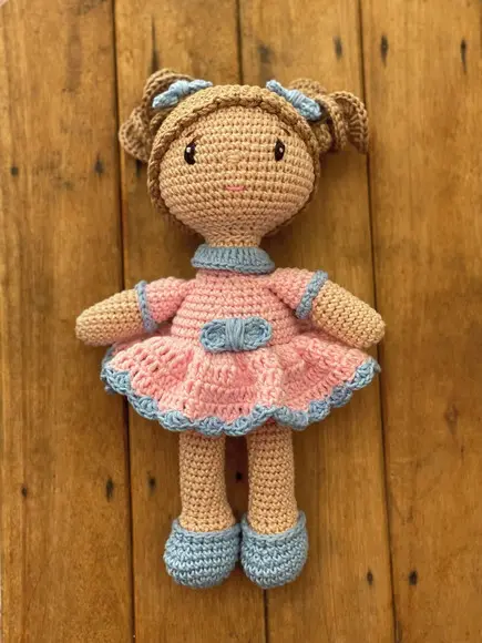 Boneca Amora Amigurumi