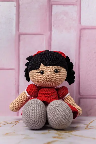 Boneca Maria Amigurumi