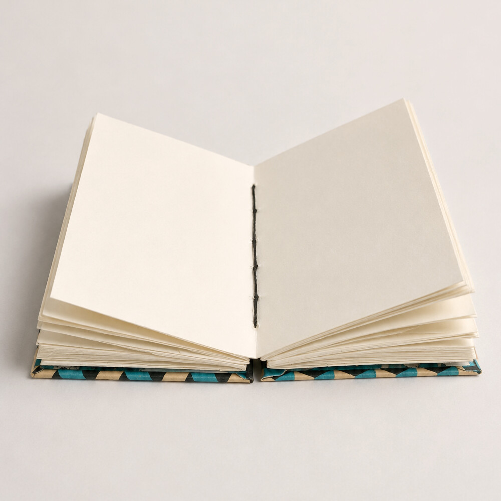 Sketchbook A7 para Desenho Costura Copta 180g/m²