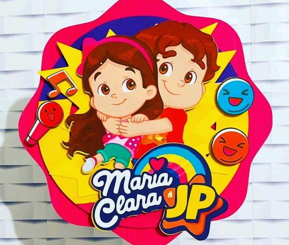 TOPO DE BOLO MARIA CLARA E JP