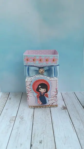 50 Caixinhas para Festa Tema Kokeshi