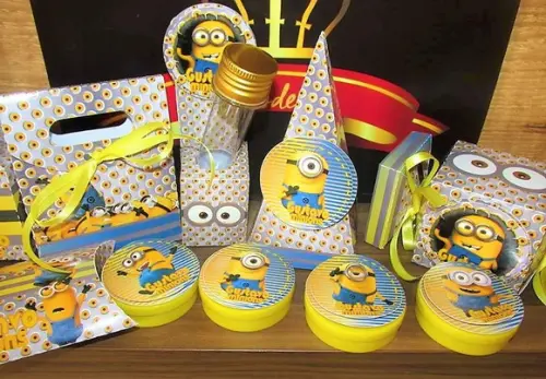 KIT FESTA 30 CAIXINHAS - MINIONS