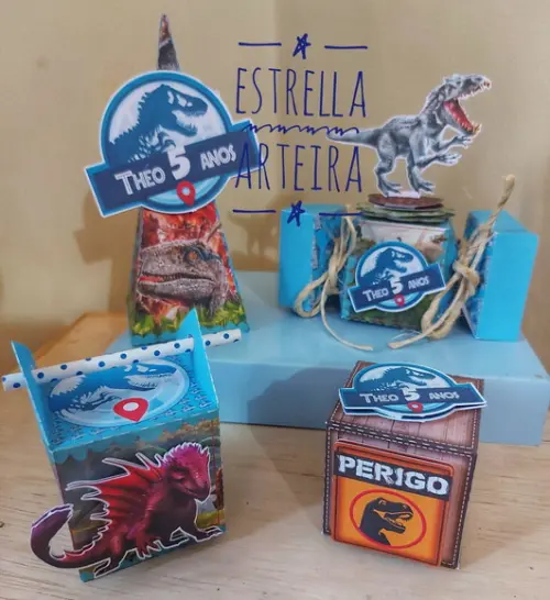 KIT FESTA 40 CAIXINHAS JURASSIC WORLD