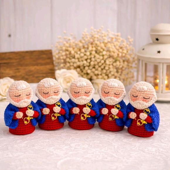 10und Lembrancinha São Pedro Amigurumi em Crochê