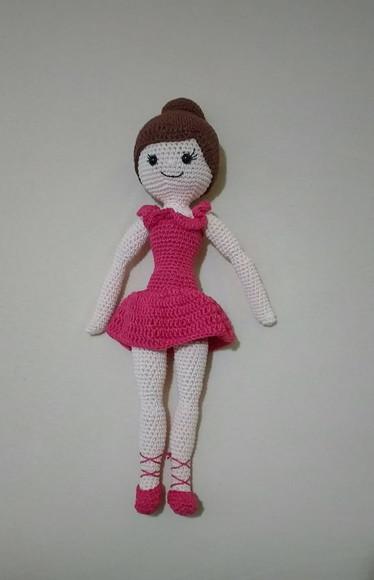 Bailarina em crochê