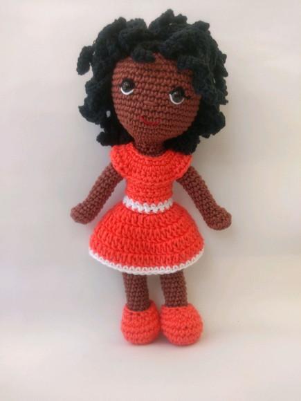 Boneca negra personalizada