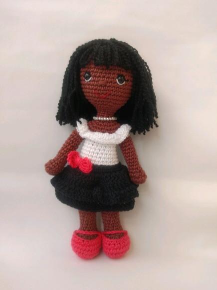 Boneca negra personalizada