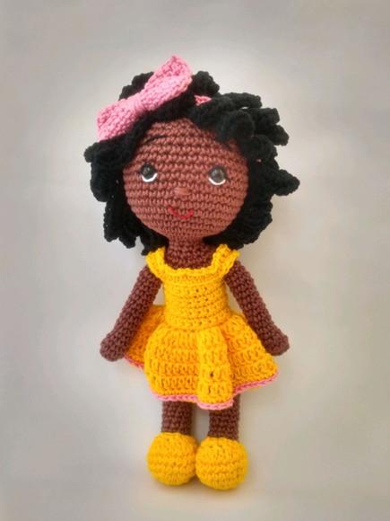 Boneca negra personalizada