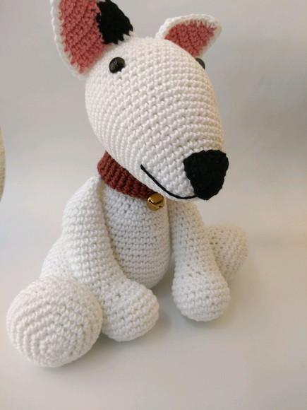 Cachorro Bull Terrier de Crochê