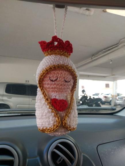 Chaveiro/pêndulo Nossa Senhora de Fátima em Amigurumi - 10u