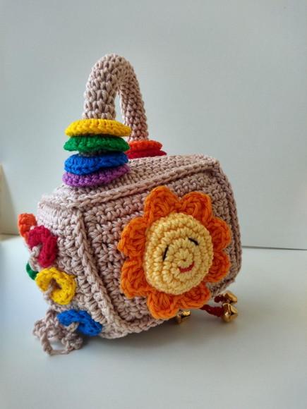 Cubo Sensorial Montessoriano