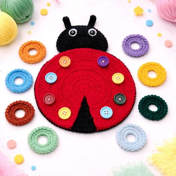 Joaninha Sensorial em Crochê - Brinquedo