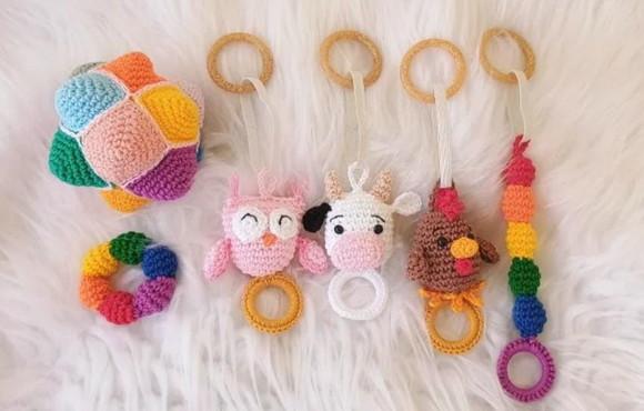 Kit Brinquedos Montessori com Brinquedos para Cavalete