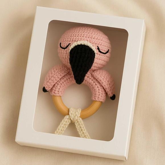 Mordedor Flamingo em Crochê com Argola Natural ? Bebê Seguro