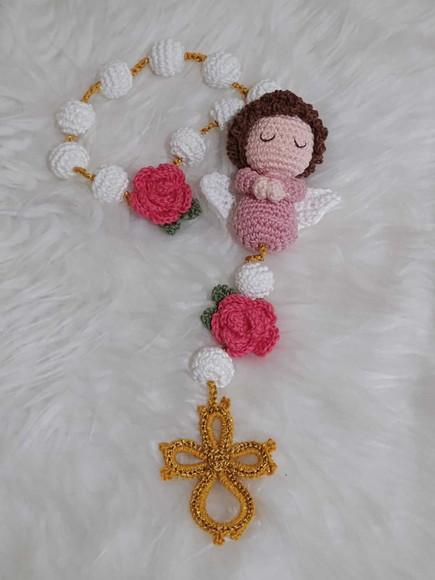 Terço de Berço em Crochê com Anjinho Amigurum