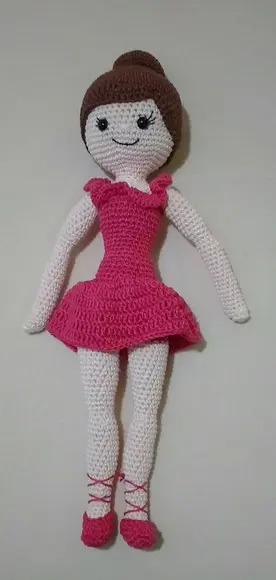 Bailarina em crochê