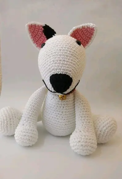 Cachorro Bull Terrier de Crochê