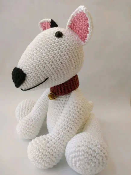 Cachorro Bull Terrier de Crochê