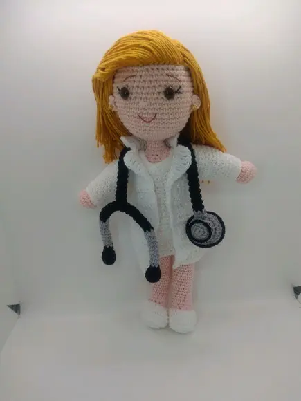 Médica de Crochê