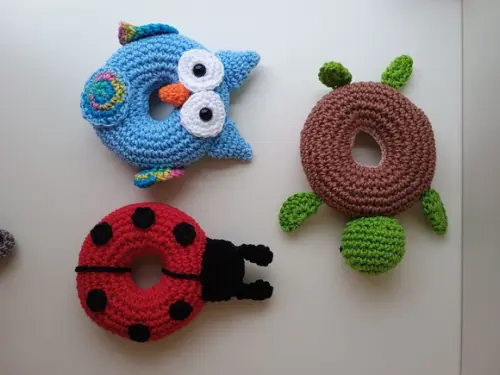 Mordedor Sensorial em Crochê ? Formato Donut Peixinho