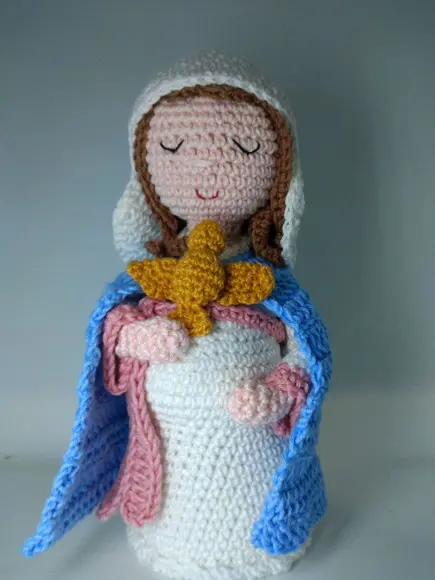Nossa senhora do Ó em crochê