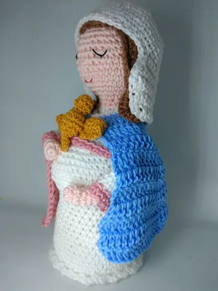 Nossa senhora do Ó em crochê