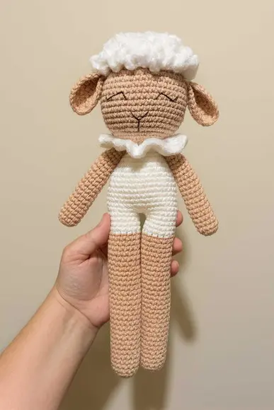 Ovelha Amigurumi