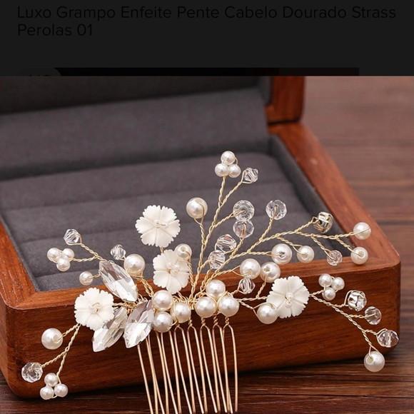 Arranjo Cristais e Flores de pérola