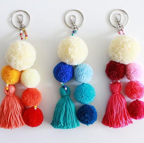Chaveiro pompons