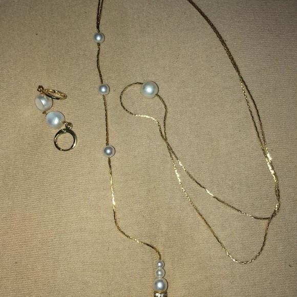 Colar Invertido Pérolas Dourado