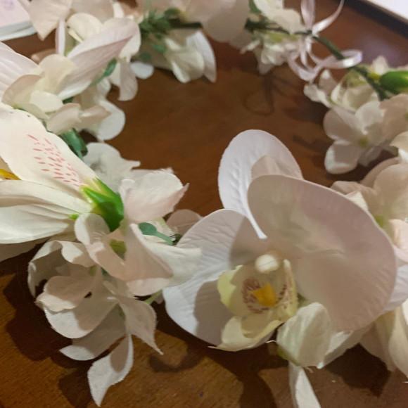 Guirlanda de flores Orquídeas e Lírios