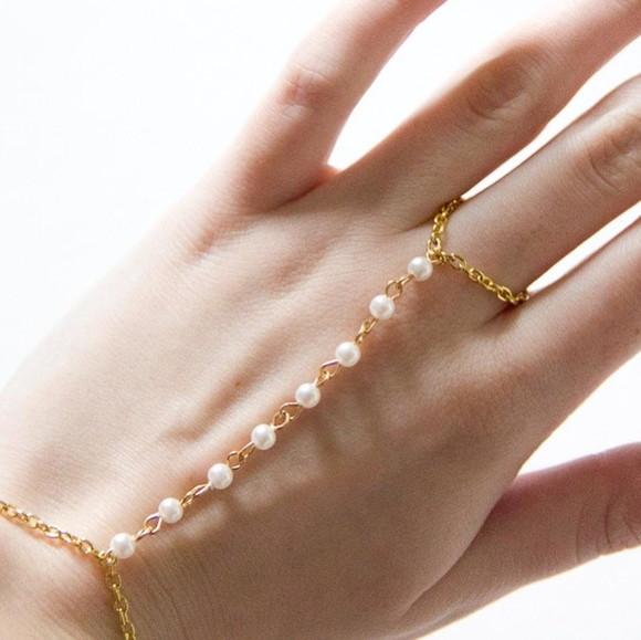 Pulseira De Mão Pérolas