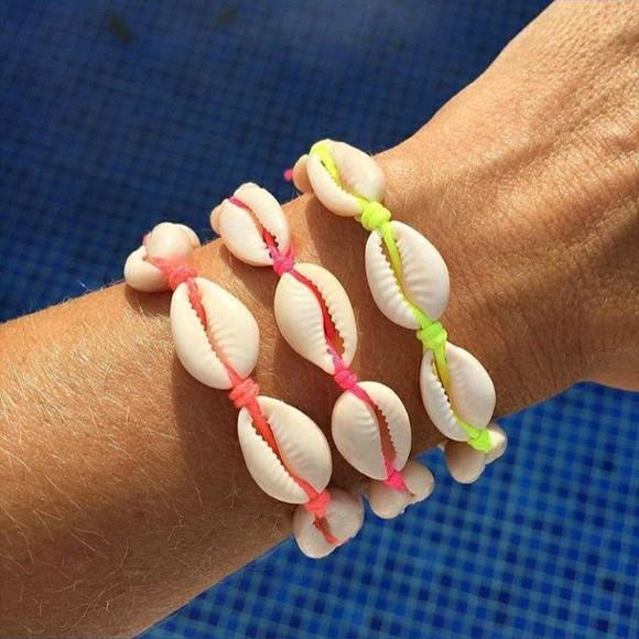 Pulseiras buzios neon