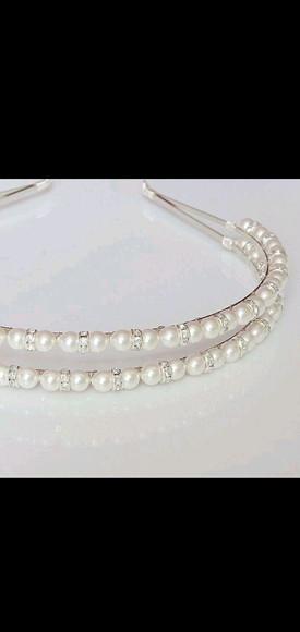 Tiara dupla Pérolas e strass