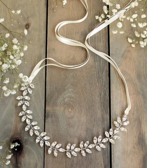 Tiara Folhas Cristais Navete