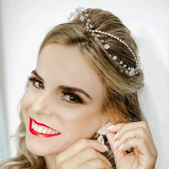 Tiara Izabella