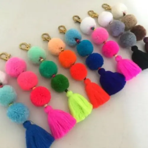 Chaveiro pompons