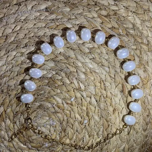 Colar pérolas de água doce