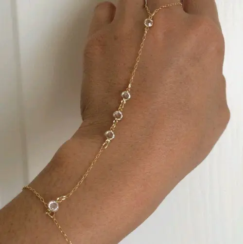 Pulseira de Mão Cristais