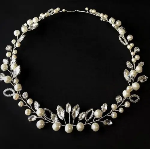 Tiara Coroa Cristais e Pérolas