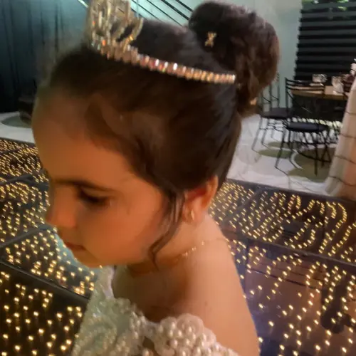 Tiara coroa strass