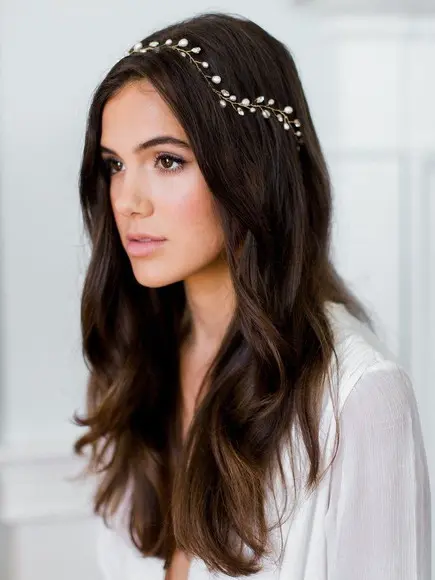Tiara Cristais e Pérolas