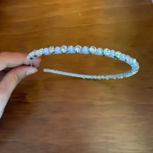Tiara Pérolas e strass