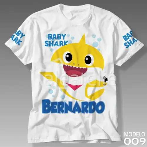 Camiseta Personalizada Baby Shark Bebê Tubarão com Nome